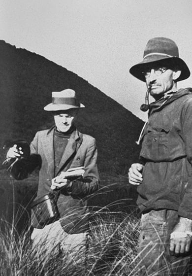 390 float right image. 