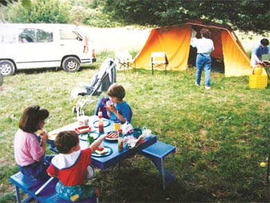 Family camping at Waikawa. 