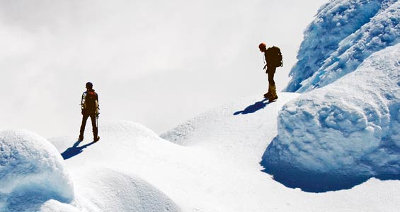 taranaki-summit-winter-565.jpg