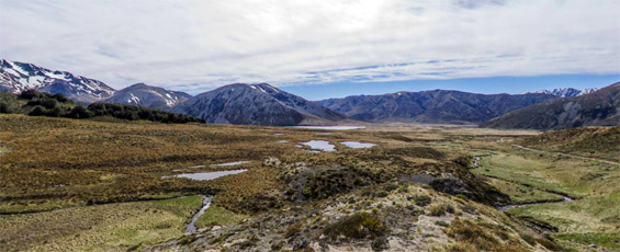 Click to view the panorama of the Track to Maling Pass.