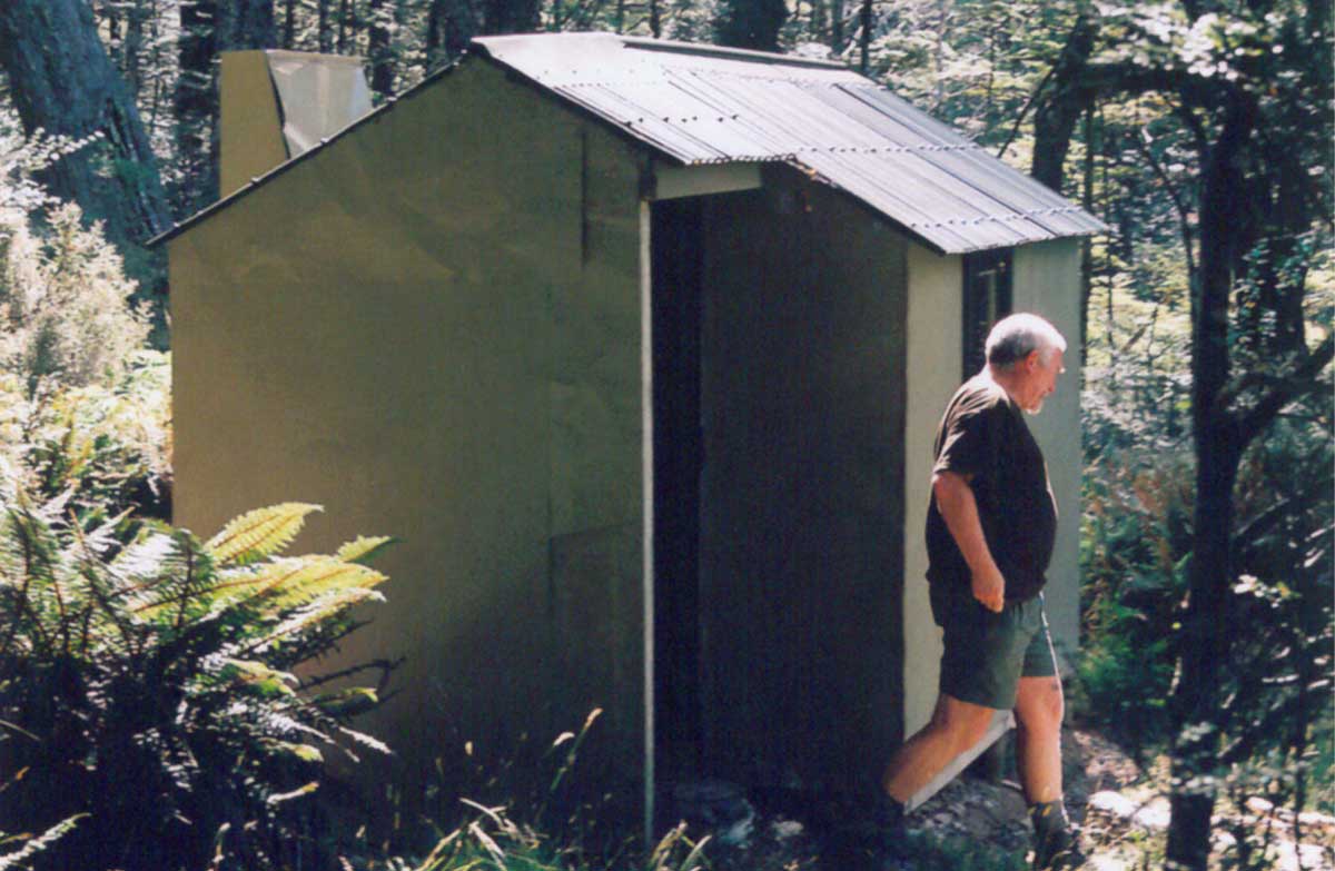 Upper Cromel Hut