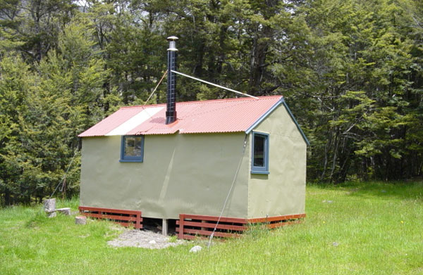 Lochinvar Hut