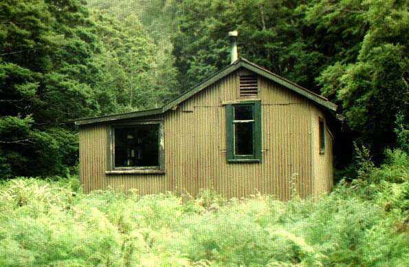 Lake Hankinson Hut