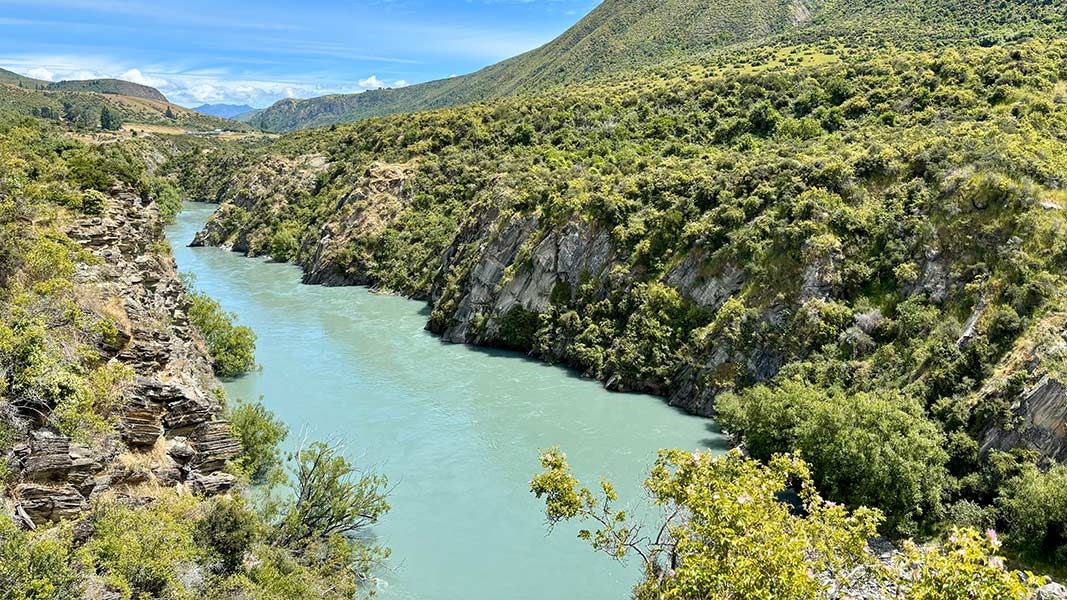 View from Peregrine Loop Track of Gibbston river. 