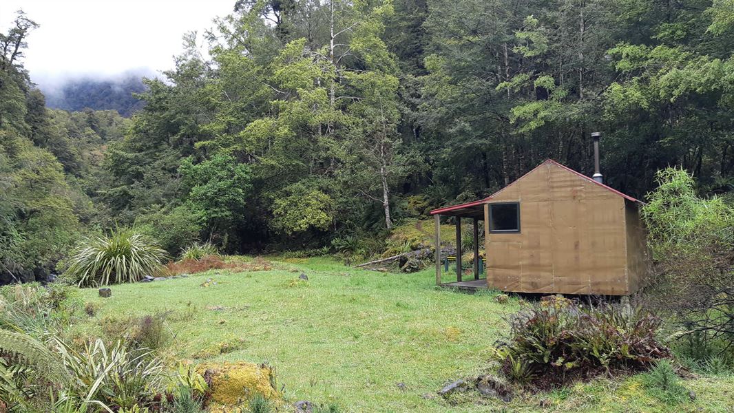 Iron Gate Hut Track Ruahine Forest Park, Manawatu region