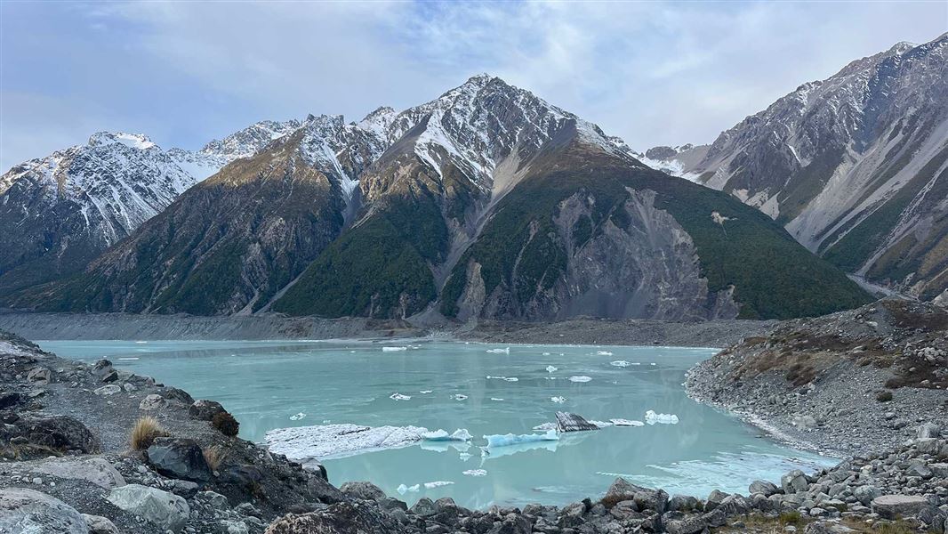 Tasman Lake. 