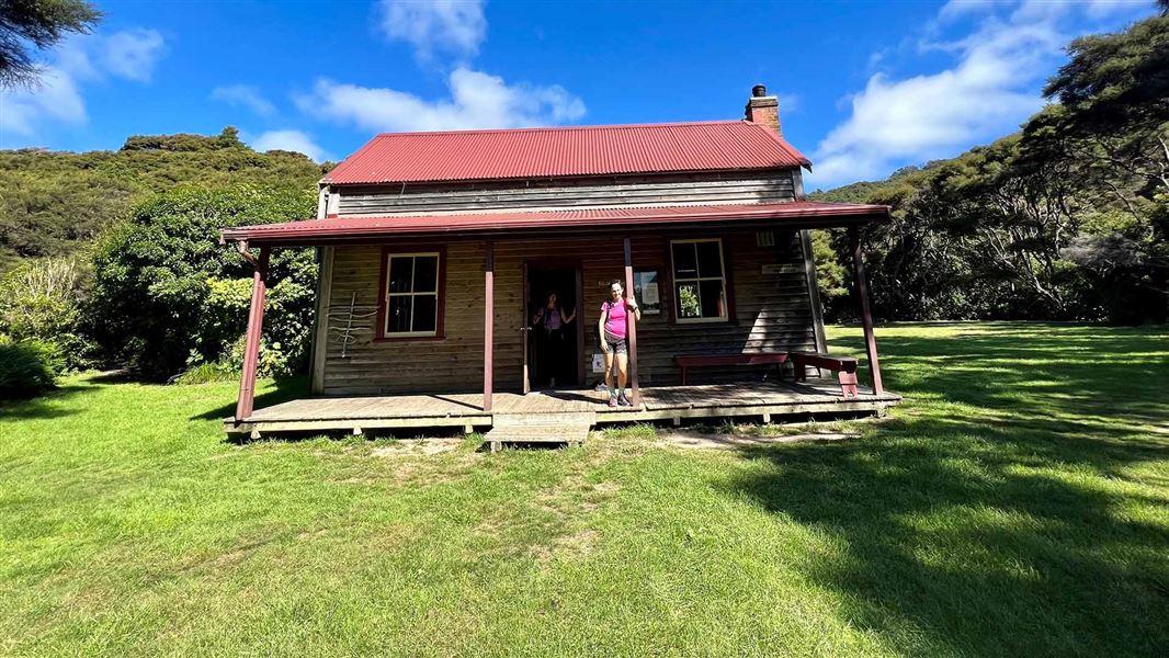 Whariwharangi Hut, Abel Tasman Coast Track. 