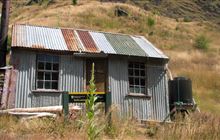 Bullendale Hut