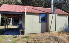 Basins Hut